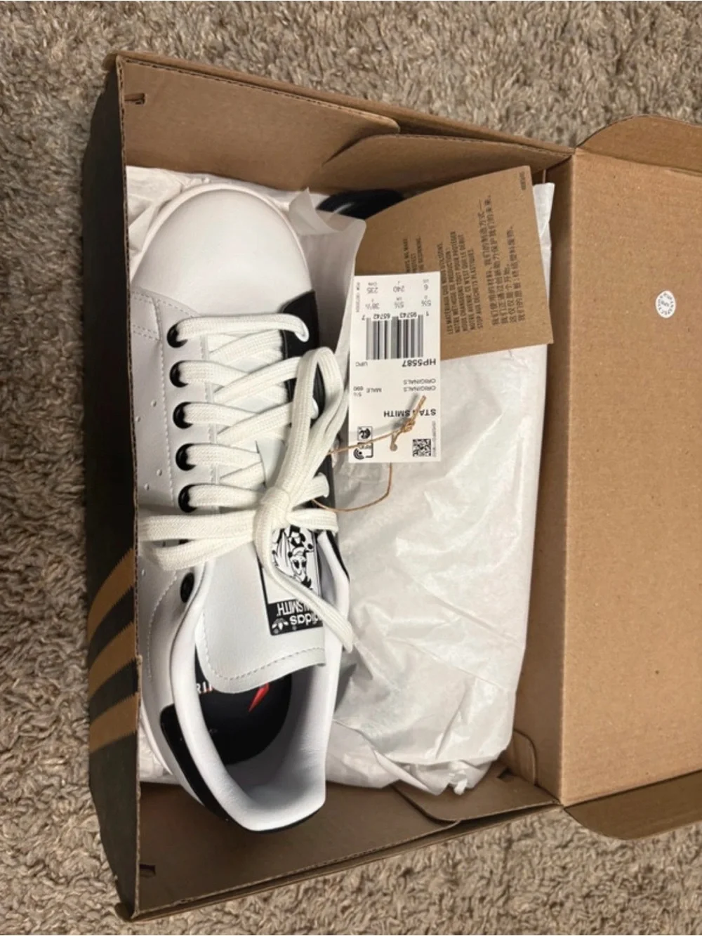 Limited edition adidas Stan Smith Disney White Sneakers 101 Dalmatians Women’s 8